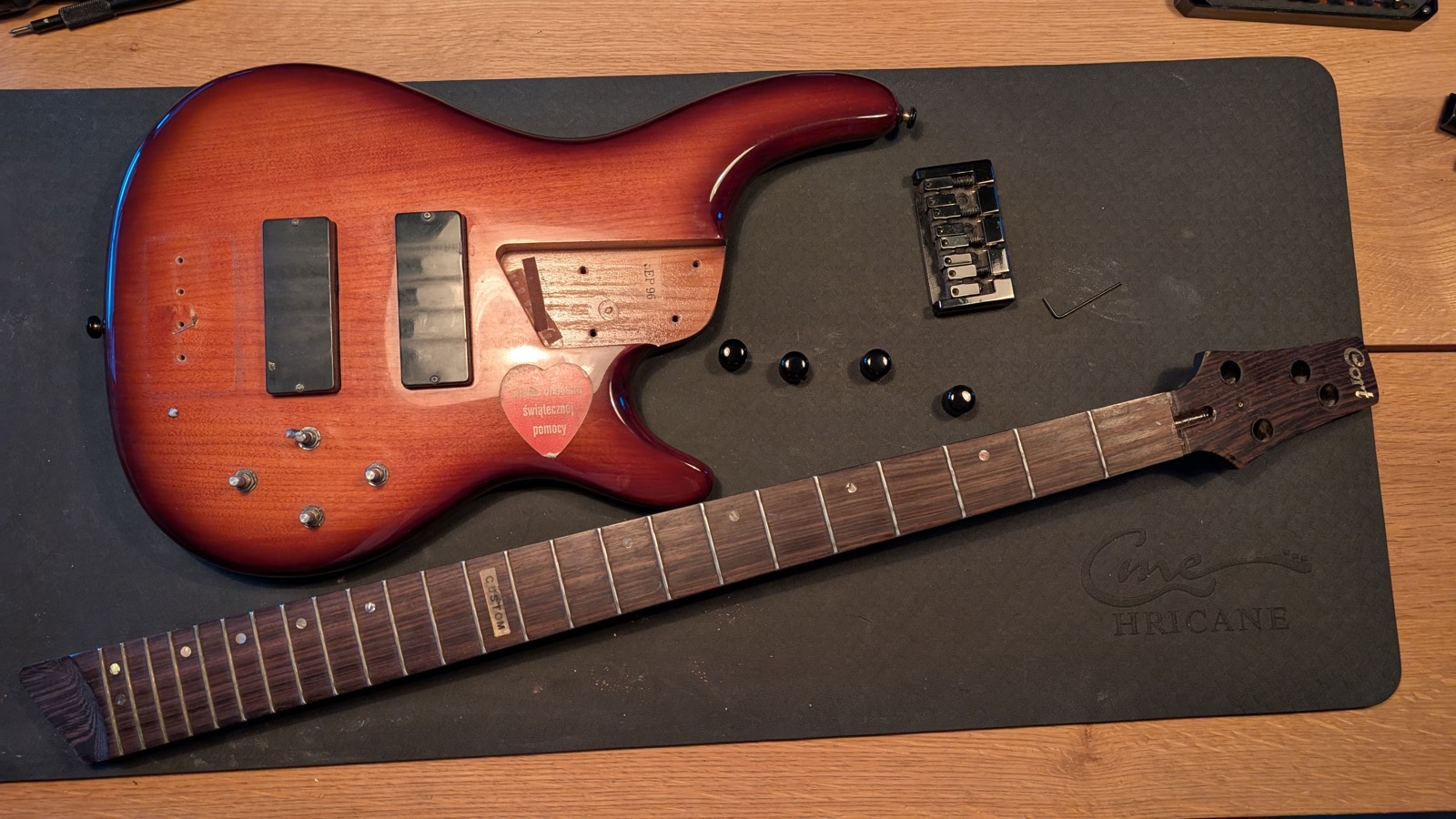 Cort Artisan Bass — przed