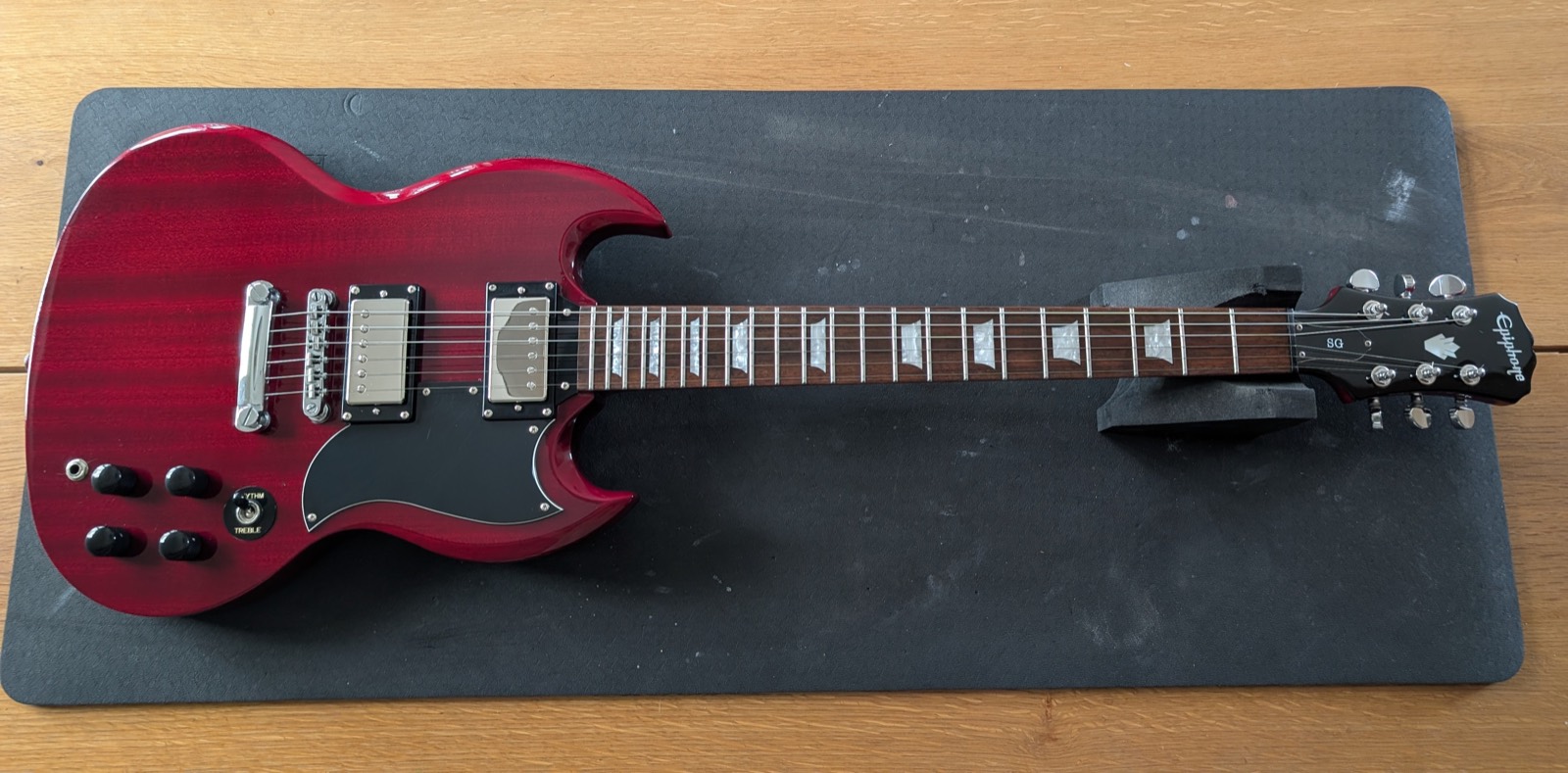 Epiphone SG — po
